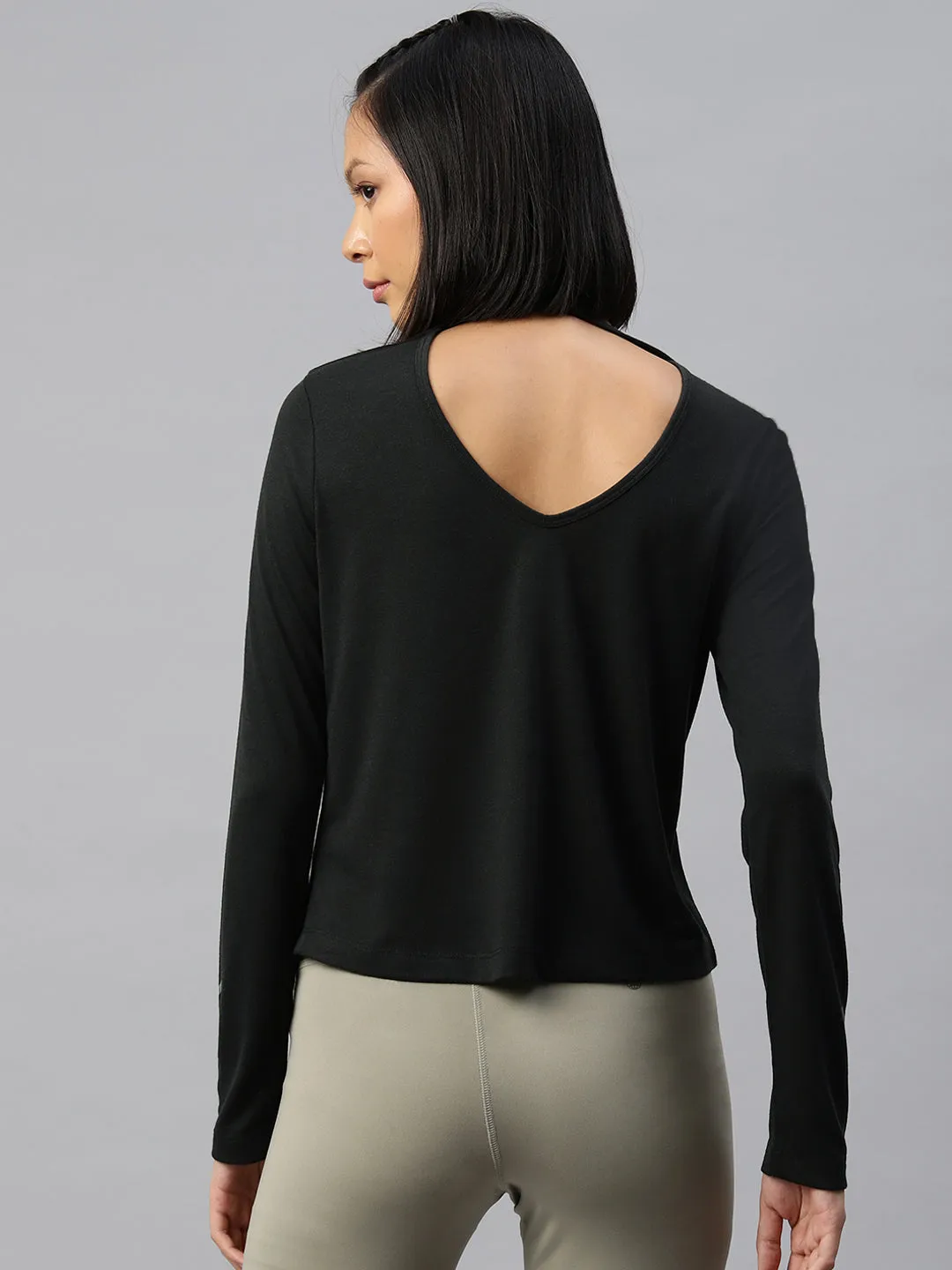 Alcis Women Black Slim Fit Sports T-shirt
